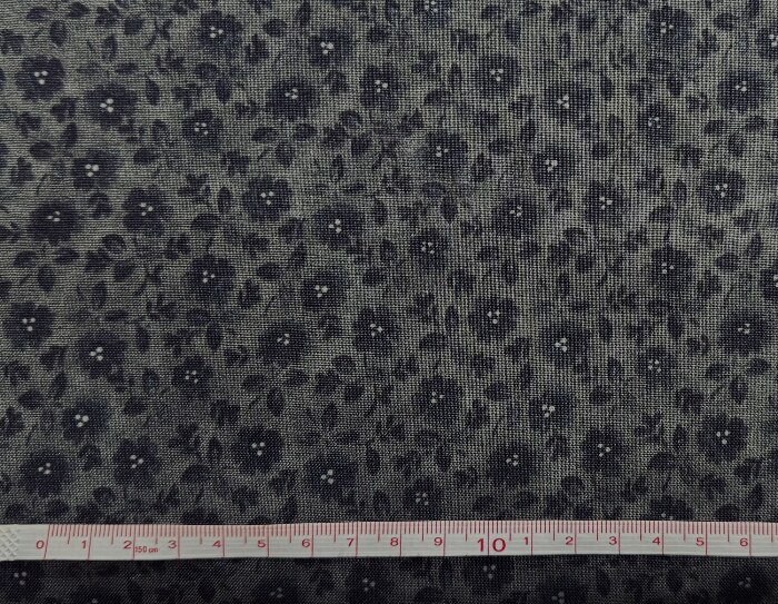 Tomorrows Promise - Blomstret Sort - rest 200 x 110 cm